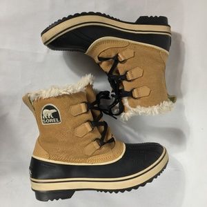 SOREL Brown Waterproof Boots   Size: US 9